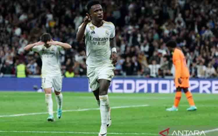 Madrid Gusur Barca dari Puncak Klasemen Setelah Telan Sociedad 4-1