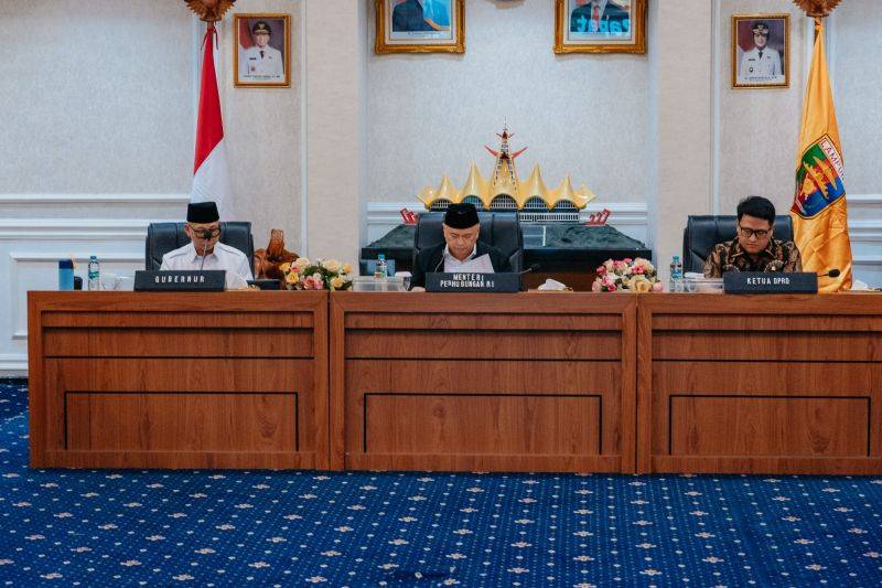 Menhub Minta Antisipasi Cuaca Ekstrem Selama Angkutan Lebaran 2026