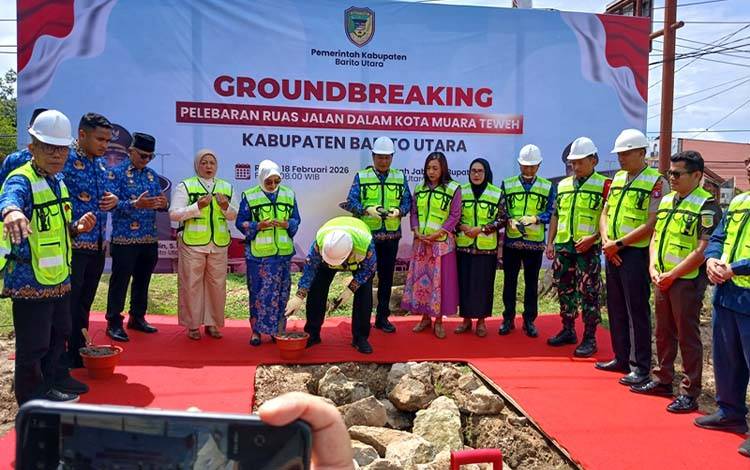 Pelebaran Jalan Kota Muara Teweh Dimulai, Bupati Barito Utara Tekankan Kualitas dan Transparansi
