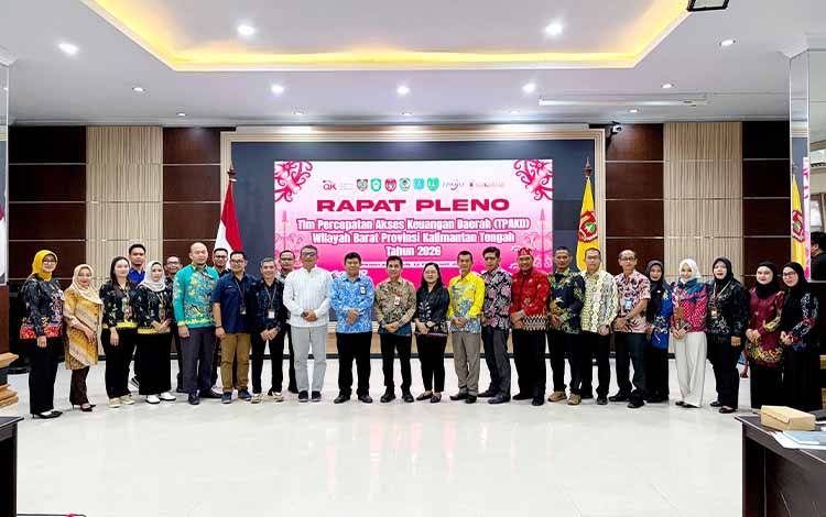 OJK Kalteng Perkuat Sinergi Akses Keuangan Wilayah Barat Lewat Rapat Pleno TPAKD 2026