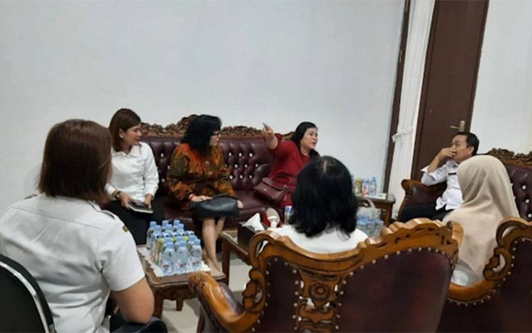 Wakil Ketua II DPRD Palangka Raya Kunjungi Dinkes Pantau Penanganan Rabies dan Optimalisasi Layanan Kesehatan