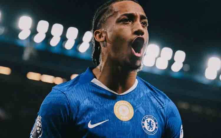 Rosenior: Joao Pedro Bisa Jadi Salah Satu Penyerang Terbaik Dunia