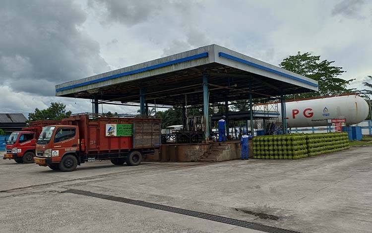 Suasana SPBE Km 10 Pelangsian, Senin, 23 Februari 2026. (FOTO: DEWIP)