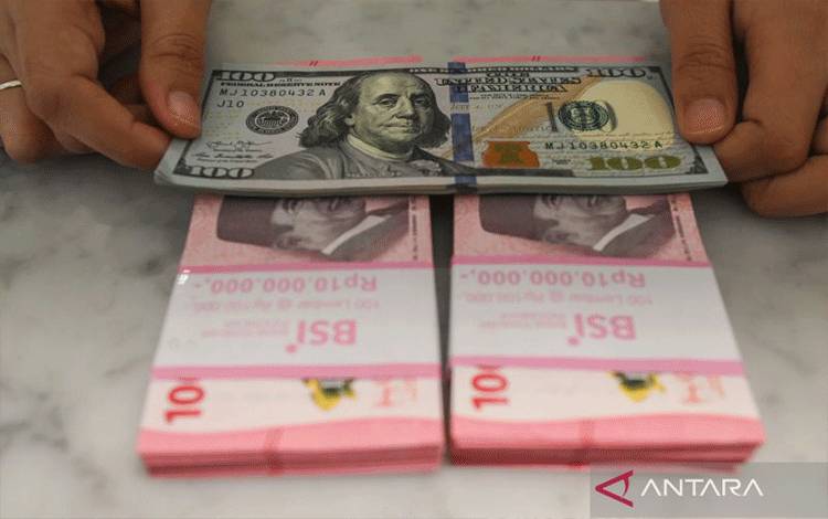 Rupiah Melemah Seiring Aktivitas Manufaktur AS Menguat