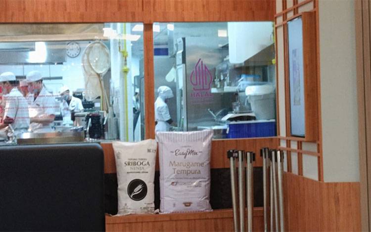 Jaminan Produk Halal Kunci Perlindungan Konsumen dan Daya Saing UMKM Palangka Raya