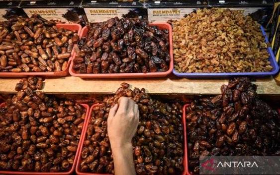 DPR Desak BPOM Tindak Kurma Mengandung Sirop Glukosa Tanpa Label