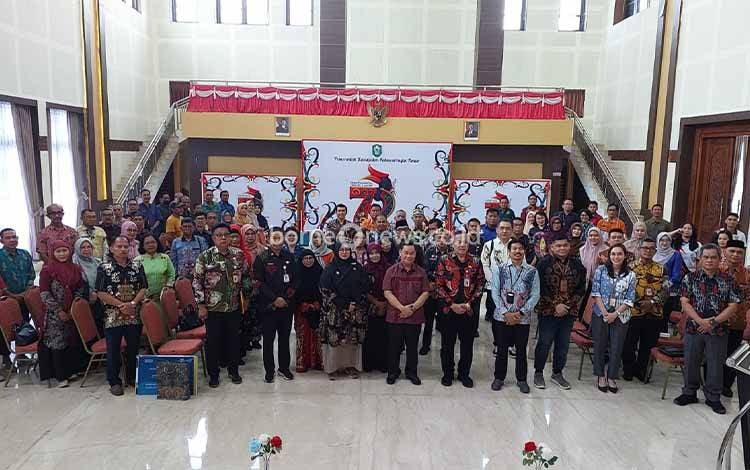 Bupati Kotim Lepas 43 PNS Pensiun Hari Ini