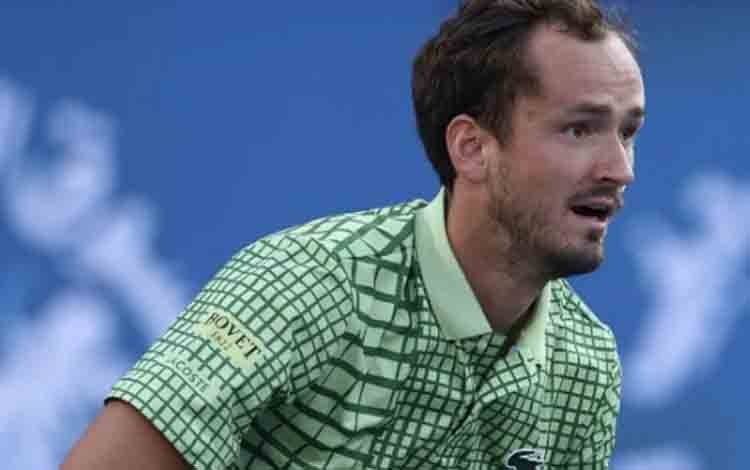 Medvedev Kalahkan Auger-Aliassime untuk Capai Final Dubai