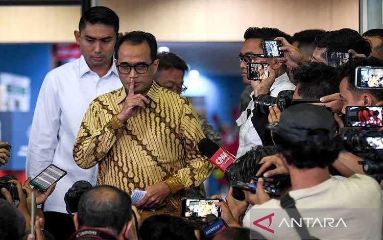 KPK Umumkan Budi Karya Sumadi Tidak Penuhi Panggilan Kembali