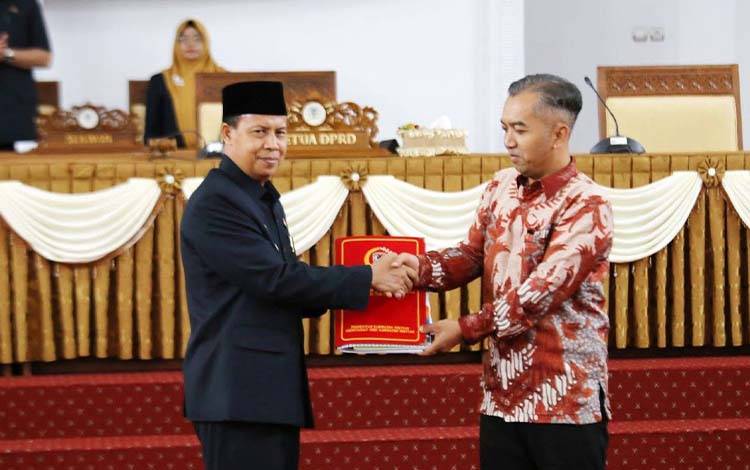Wabup Seruyan Hadiri Paripurna Penyampaian Hasil Reses DPRD 2026