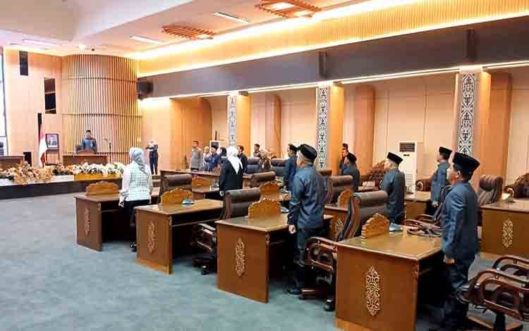 DPRD Gelar Rapat Paripurna III Penyampaian Jawaban Pemerintah terhadap Lima Raperda