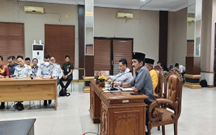 Ketua DPRD Kobar Ingatkan Antisipasi Lonjakan Penumpang Mudik