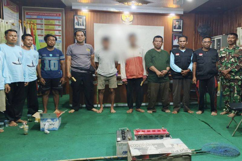 Babinsa Koramil Bulik Gagalkan Praktik Setrum Ikan di Desa Batu Kotam Lamandau