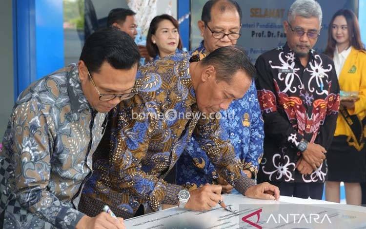 Pemerintah Resmikan MeRC UPR, Perkuat Riset Medis dan Ketersediaan Dokter di Indonesia