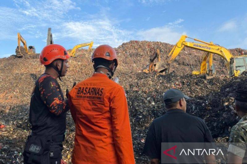 Tragedi Longsor Bantargebang, DPR Minta Pemerintah Reformasi Total Pengelolaan Sampah