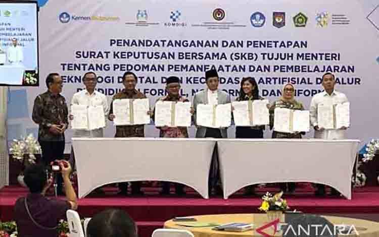 Pemerintah Terbitkan SKB Tujuh Menteri soal AI dalam Pendidikan