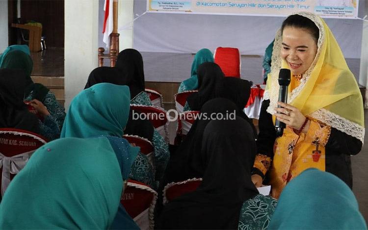 Ketua TP PKK Seruyan Ajak Kader Manfaatkan Pekarangan Rumah untuk Tanam Sayur dan Apotek Hidup