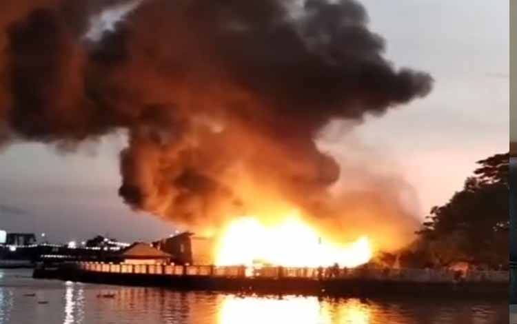 Tiga Rumah di Banjarmasin Tengah Hangus Terbakar, Api Berhasil Dipadamkan