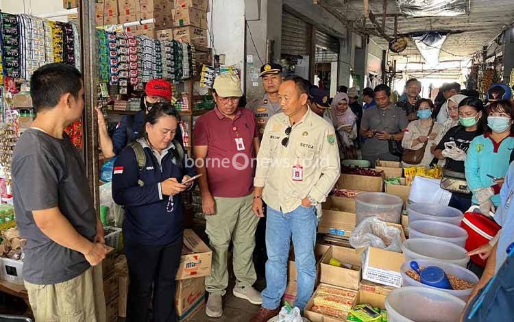 Pemkab Bartim Turun ke Pasar Pastikan Harga Sembako Tetap Stabil Jelang Idulfitri
