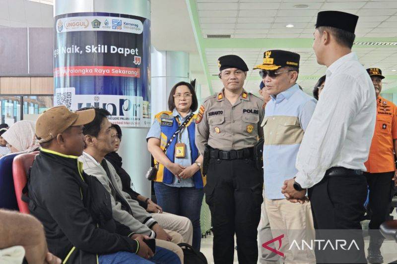 Gubernur Kalteng Pantau Bandara Tjilik Riwut, Pastikan Arus Mudik Lebaran Berjalan Lancar