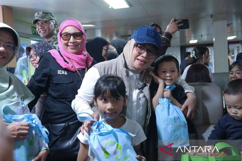 Menteri PPPA Tekankan Transportasi Publik Harus Ramah Perempuan dan Anak Saat Mudik