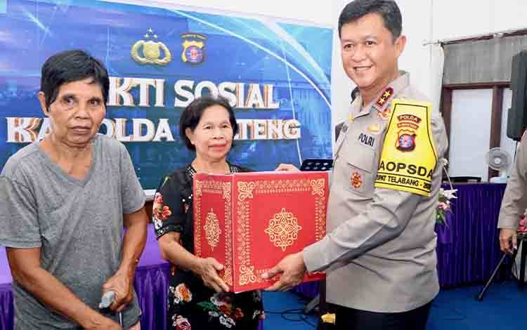 Kapolda Kalteng Laksanakan Bakti Sosial di Gereja GKE Panenga Palangka Raya