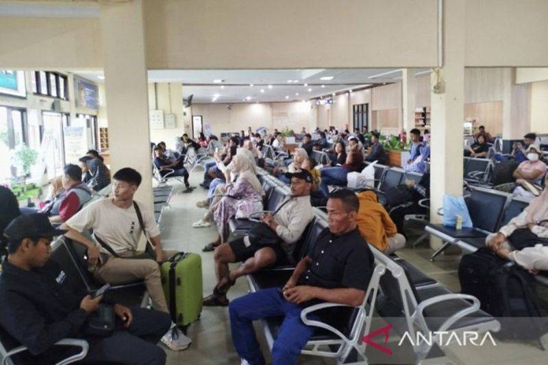 Pemkab Kobar Perketat Pengawasan Bandara Iskandar Saat Mudik Lebaran 2026
