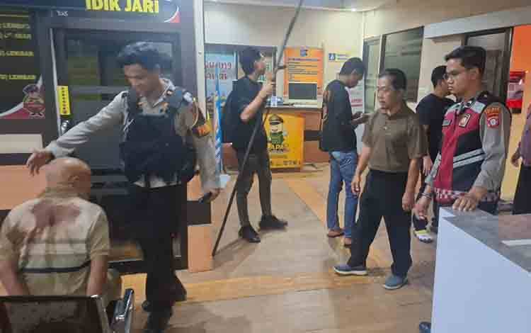 Polres Kobar Amankan Pria Diduga ODGJ Mengamuk Bawa Sajam