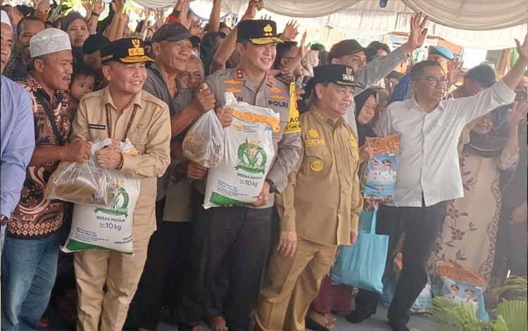 Bupati Kotim Apresiasi Bantuan Pangan Presiden dan KHBS Gubernur Kalteng untuk Masyarakat