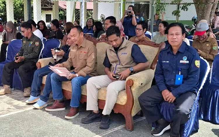 Pemkab Barito Timur Salurkan Bantuan Pangan untuk 7.955 Warga