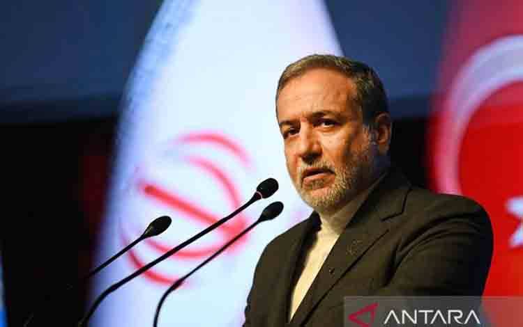 Araghchi Kecam Inggris Izinkan AS Gunakan Pangkalan untuk Serang Iran
