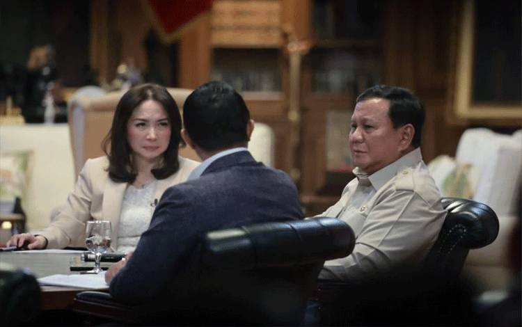Prabowo Kritik Belanja Daerah, Singgung Mobil Dinas Rp8 Miliar