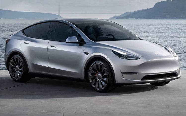Tren Penyewaan Tas Mewah Lebaran 2026 hingga Penjualan Tesla Model Y