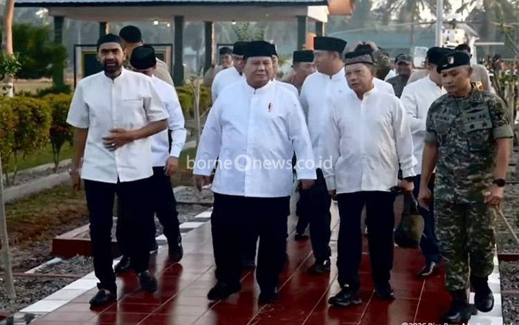 Presiden Prabowo Tiba di Aceh untuk Salat Id Bersama Penyintas Bencana
