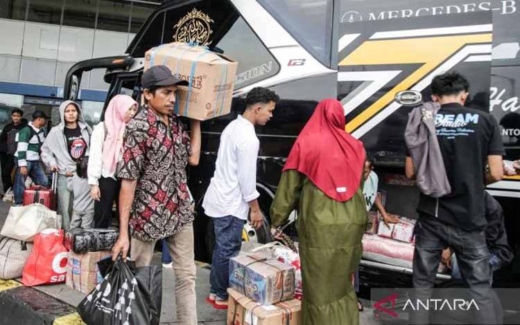 Kemenhub Catat 10 Juta Orang Mudik Lebaran 1447 H dengan Angkutan Umum