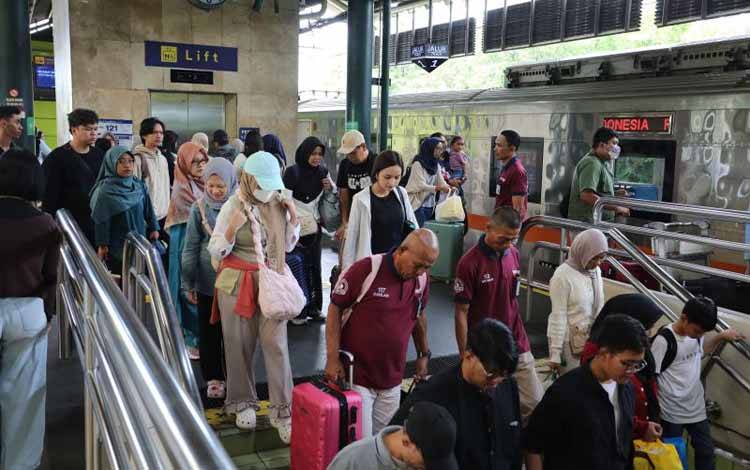 Arus Balik Lebaran, 51 Ribu Penumpang Kereta Tiba di Jakarta pada H+2
