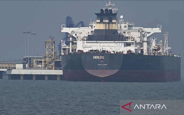 Iran Tetapkan Zona Pengawasan Kapal di Selat Hormuz