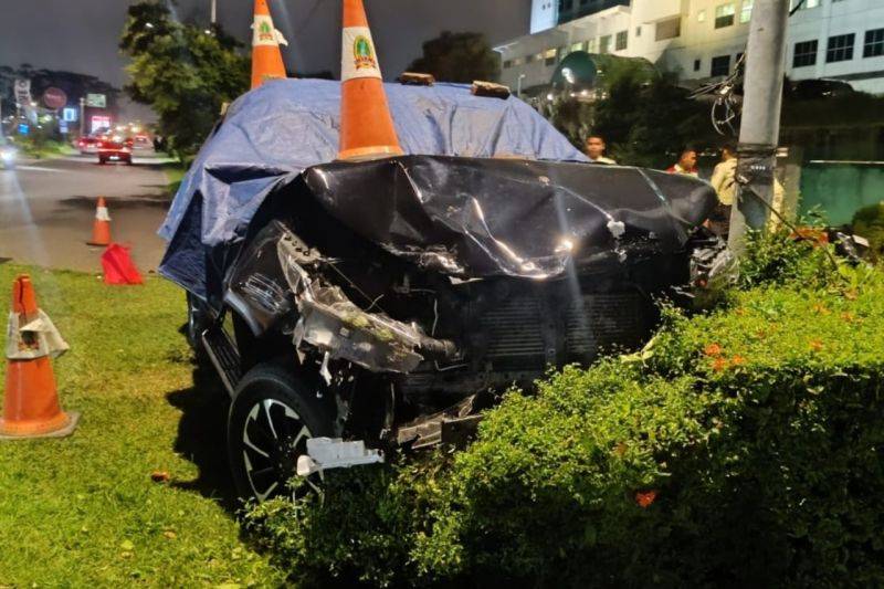 Minibus Hantam Empat Motor, Dua Orang Tewas dan Tujuh Luka