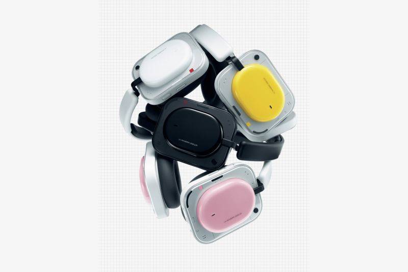Tampilan Nothing Headphone (a) (ANTARA/HO-Erajaya Digital)