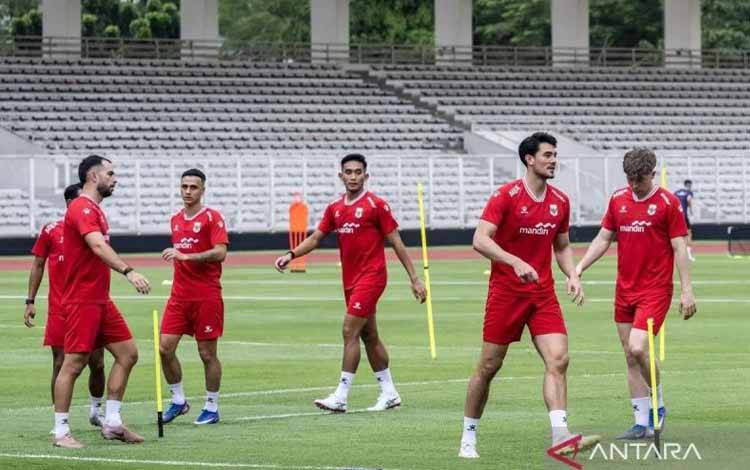 Dean James Dicoret dari Skuad Timnas Indonesia untuk FIFA Series