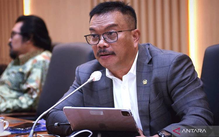Anggota DPR: Pelanggaran Bayar THR Harus Dipertimbangkan Jadi Pidana