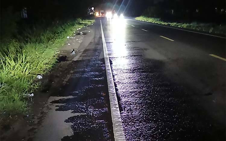 Tumpahan Solar Kerap Terjadi di Jalan Trans Kalimantan Picu Kekhawatiran Warga