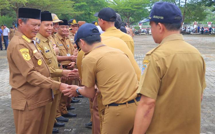 Apel Gabungan dan Halal Bihalal, Bupati Seruyan Ajak ASN Tingkatkan Profesionalisme