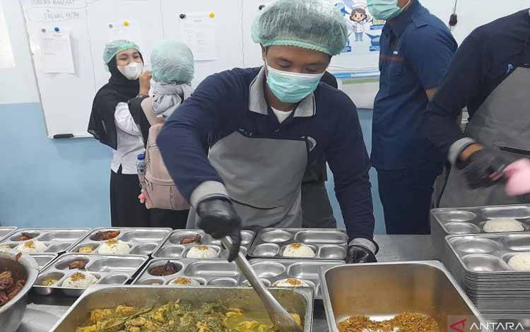 BGN: MBG Segar Dibagi 5 Hari untuk Sekolah, 3T Diberi Makanan Kering