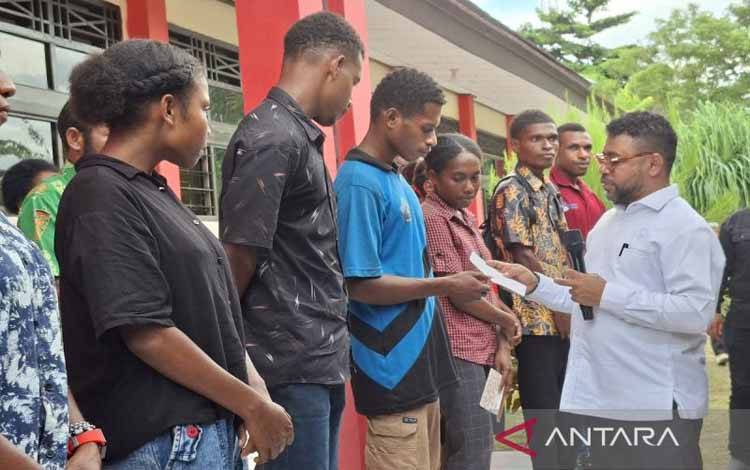 Kemdiktisaintek Gunakan DTSEN pada KIP Kuliah agar Lebih Tepat Sasaran