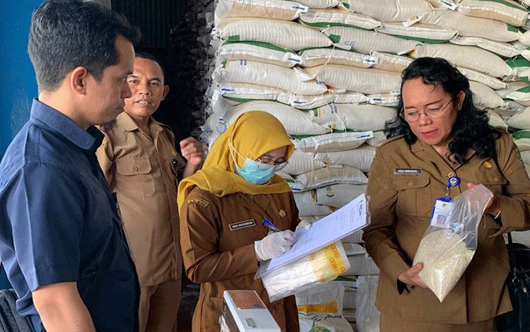 DKPP Barut Pastikan Bantuan Pangan Aman, Hasil Uji Klorin Negatif dan Siap Disalurkan April 2026