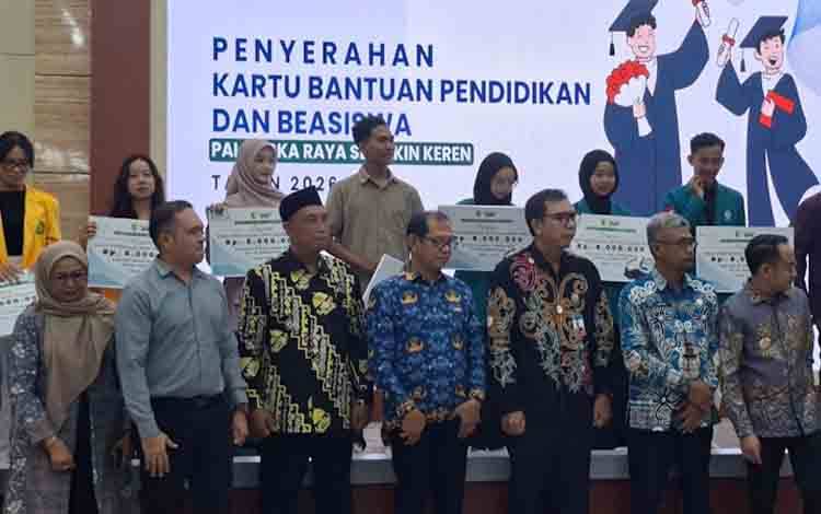 DPRD Palangka Raya Hadiri Launching Beasiswa dan Lomba Kampung Keren