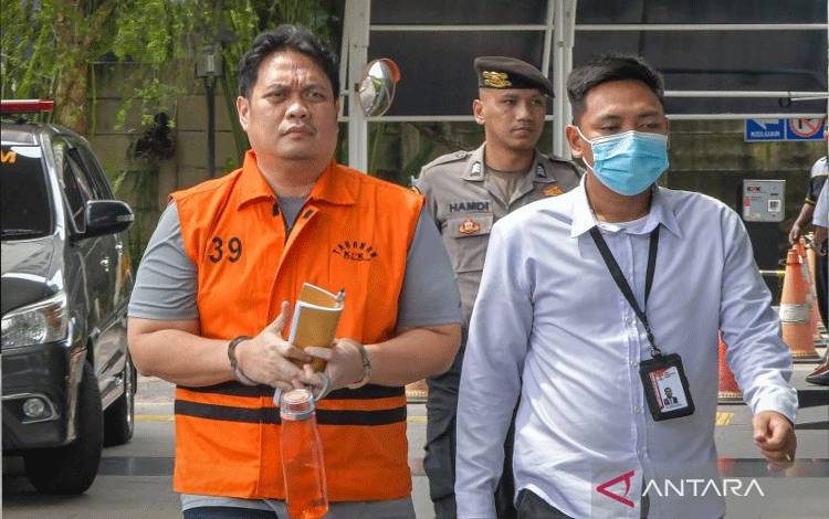KPK Titip Mobil yang Disita Dari Eks Kajari HSU ke Pemkab Tolitoli