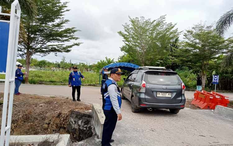 Sambut Paskah, Dishub Palangka Raya Atur Lalu Lintas dan Parkir di TPU Km 12