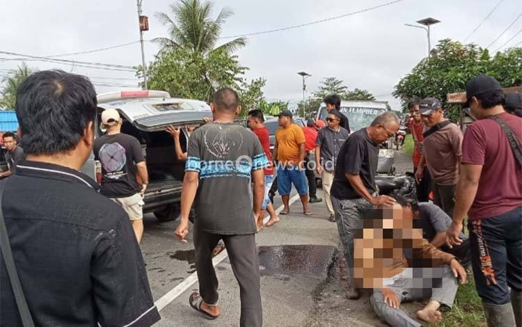 Korban Laka Motor vs Pikap di Trans Kalimantan Anjir Pasar Alami Luka Serius di Kepala